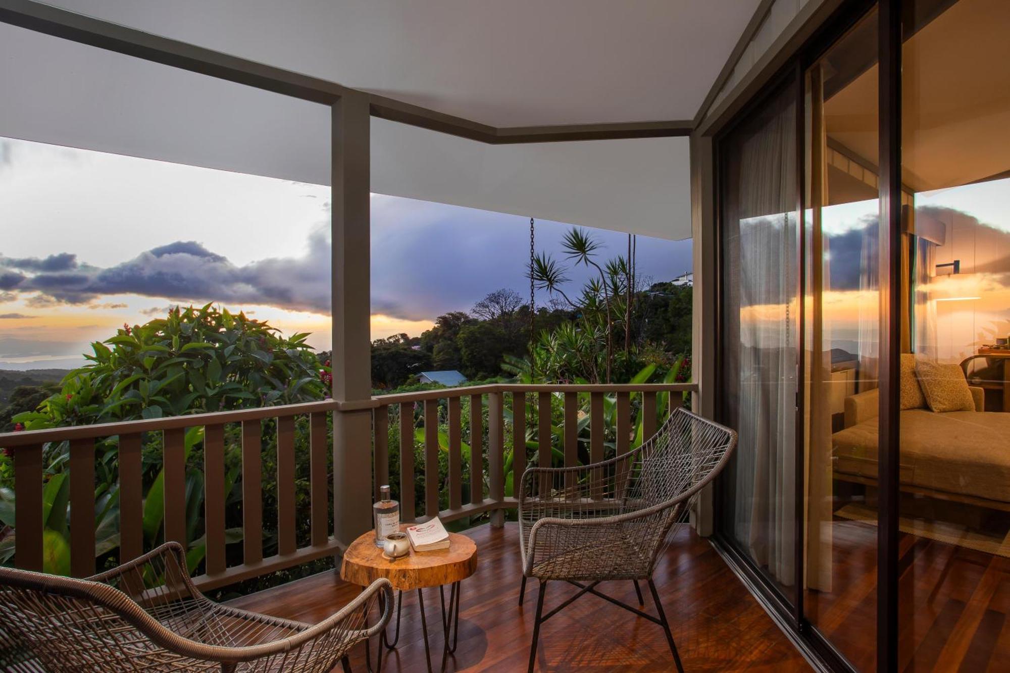 Senda Monteverde Hotel Member Of The Cayuga Collection Exterior photo